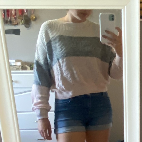 Garage Sweater - Picture 2 of 2